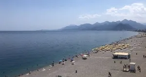 Antalya’da sıcak hava ve nem etkili oluyor