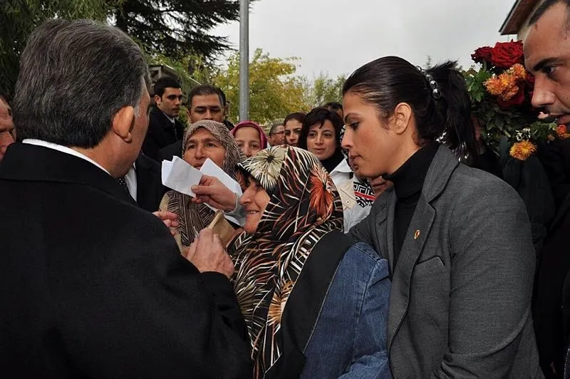 Şehit polis Şerife Özden Kalmış, Hayrünnisa Gül'ün korumalığını yapmıştı - 3