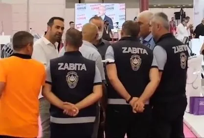 Fuar basan CHP'li Bakırköy Belediyesi zabıtasına şok tepki! Şaşkına döndüler - 3