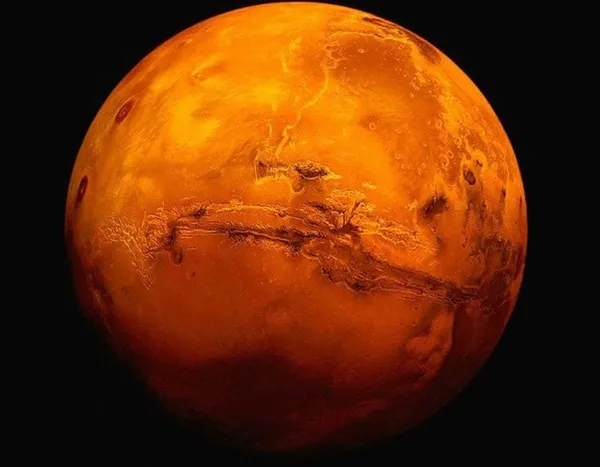 Dünya Mars’ta bulunan heykeli konuşuyor! İddialar şoke etti