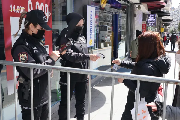 Son dakika: İçişleri Bakanlığı’ndan kademeli normalleşme genelgesi!