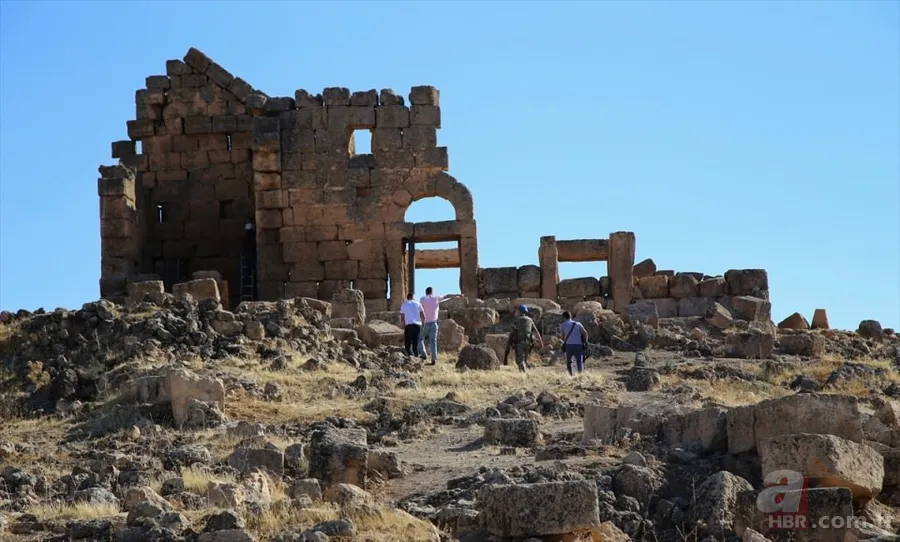 Diyarbakır'da bin 700 yıllık yeraltı tapınağı 4