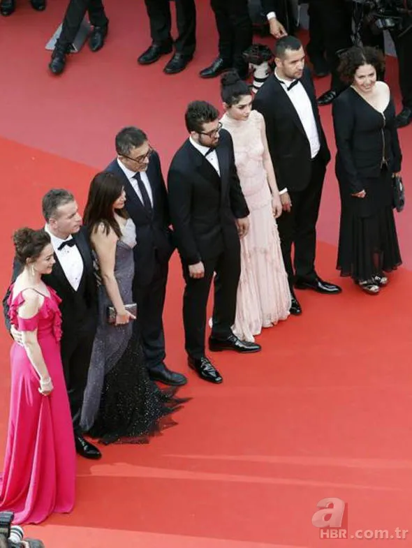 Olay yaratan fotoğrafa Bennu Yıldırımlar'dan ilk yorum 16