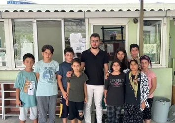 İzmir'de 'Allah'a inanmıyorum' diyerek Kur'an kursunu bastı imama saldırdı!