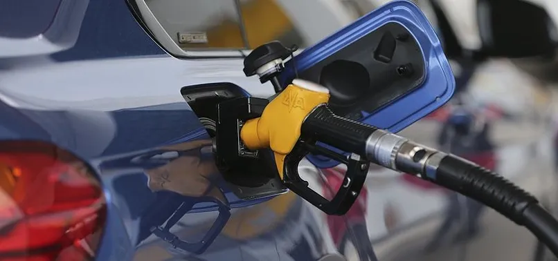 Benzine 10 kuruş zam geldi