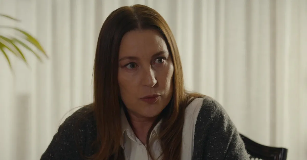 Aldatmak 52. bölüm fragmanı izle | "O aile gibi değiliz!"