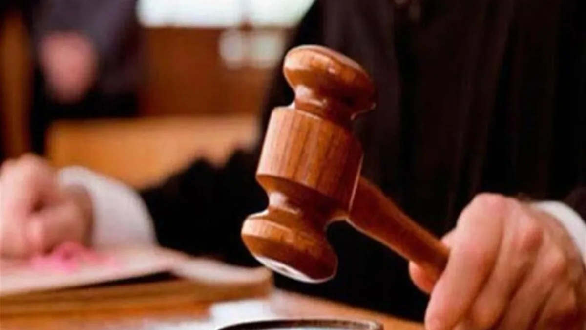 Eşine hakaret eden koca kusurlu bulundu