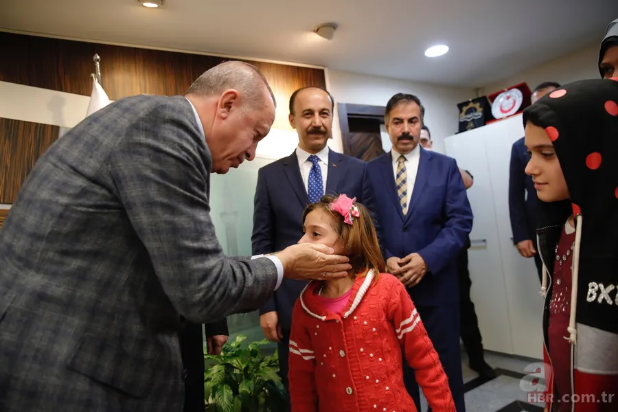 Cumhurbaşkanı Erdoğan'a Şanlıurfa'da sevgi seli! Şehit Muhammed bebeğin ailesiyle görüştü 6