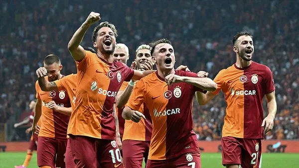 galatasarayin-sampiyonlar-ligindeki-rakibine-seyircisiz-oynama-cezasi-olimpija-ljubljanaya-kotu-haber-1691343265844.jpg Galatasaray'ın Şampiyonlar Ligi'ndeki rakibine seyircisiz oynama cezası! Olimpija Ljubljana'ya kötü haber... - 2
