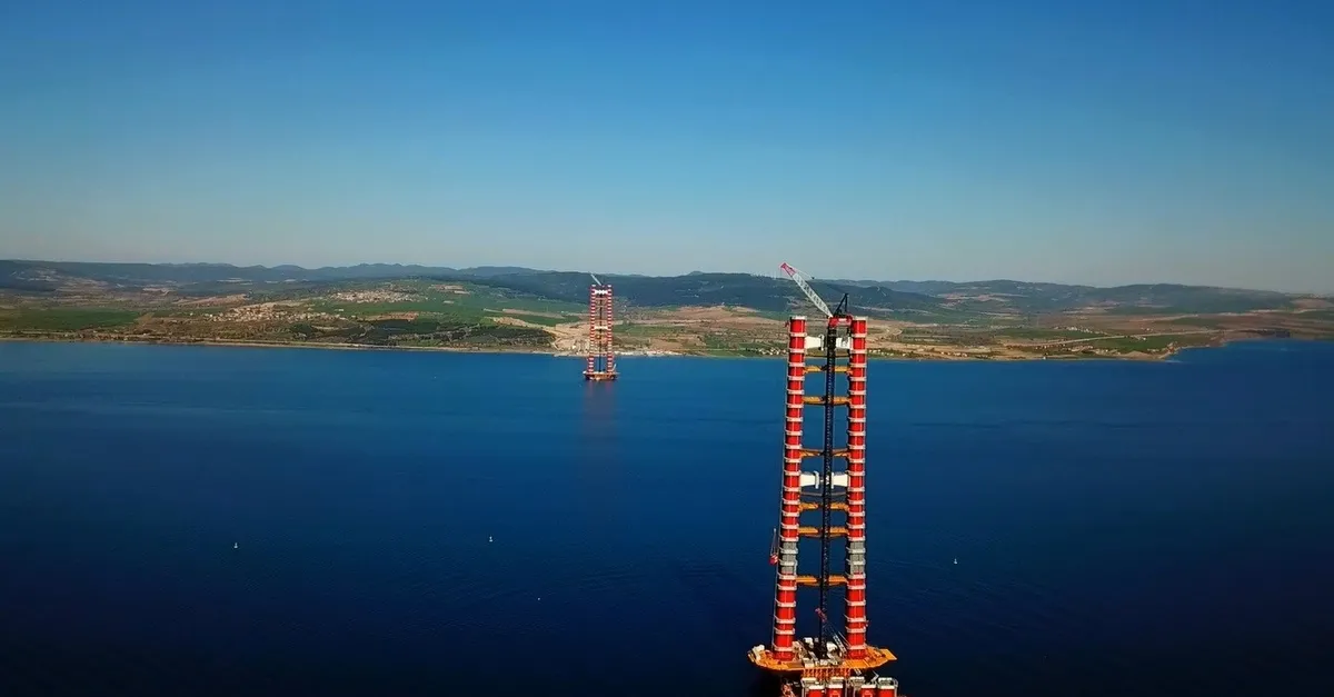 1915 Çanakkale Boğaz Köprüsü'nün kuleleri 270 metreye ulaştı | Video