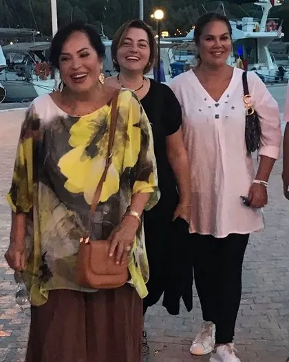 Mum gibi eriten Türkan Şoray Diyet reçetesi! 12 ayda 20 kiloyu şıp diye verdi! İşte kilo verme sırrı...