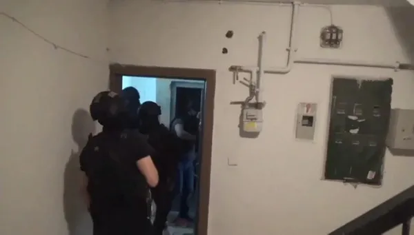 Bombalı eylem hazırlığındaki DEAŞ’lı terörist İstanbul Beykoz’da yakalandı! Bakan Yerlikaya duyurdu