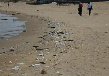 Kilyos Plajı'ndan 33 ton atık toplandı
