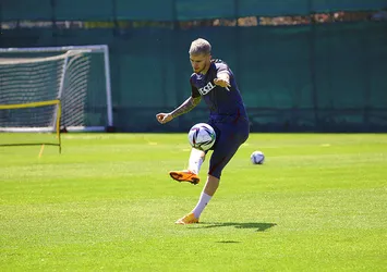 Berat Özdemir Trabzonspor’dan ayrıldı