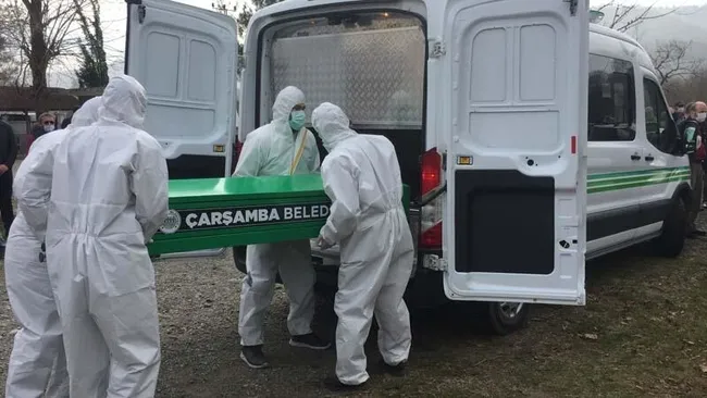 Samsun’da koronavirüs 35 günde 3 kardeşi hayattan kopardı - 3