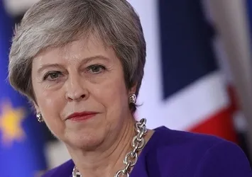 Son dakika: Theresa May güvenoyu aldı