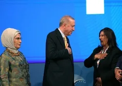 CHP'de büyük kopuş: Özgür Özel döneminde seçilen her 10 belediye başkanından 1'i AK Parti'ye geçti