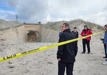 Niğde'de patates deposunda göçük! Yüksek basınçla işçiler dışarıya fırladı! Ölü ve yaralılar var...