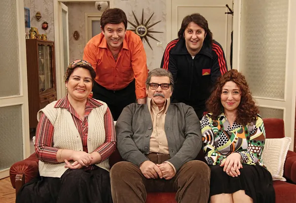 Seksenler dizinin Fehmi'si usta oyuncu Rasim Öztekin kalp krizi geçirdi | Sağlık durumu nasıl? - 1