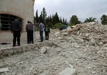 Esad Halep'i vurdu! 18 ölü