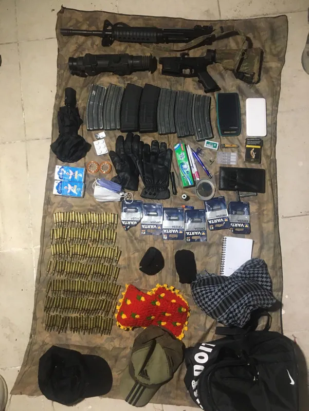 Son dakika: Terör örgütü PKK/KCK'ya darbe! AK Partili vekil ve kardeşine eylem için Suriye'den gelen terörist yakalandı - 4