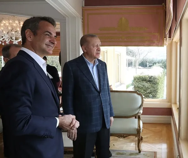 Başkan Erdoğan ile Miçotakis arasında kritik zirve! Yunanistan Dışişleri Bakanı Yerapetritis’ten dikkat çeken Türkiye mesajı