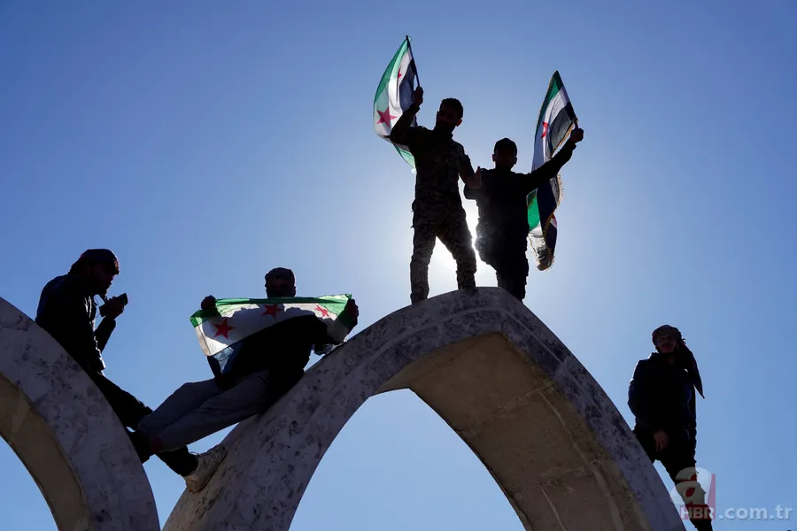 "Yeni Suriye'ye" giden süreç 44 saatte şekillendi! Anlaşmaya nasıl varıldı? 20