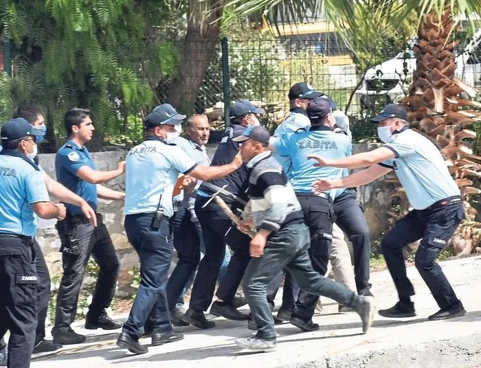 1589777148312.jpeg CHP'li Deniz Atabay'dan şaibeli yıkım! - 2