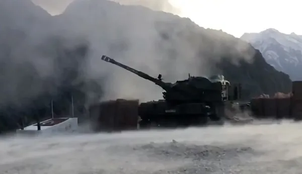 Mehmetçik teröristleri vurdukça ses HDP’den geldi