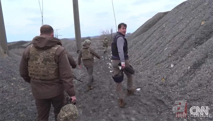 Dünya diken üstünde: Rus jetleri havalandı! Savaş için tarih verdiler 17