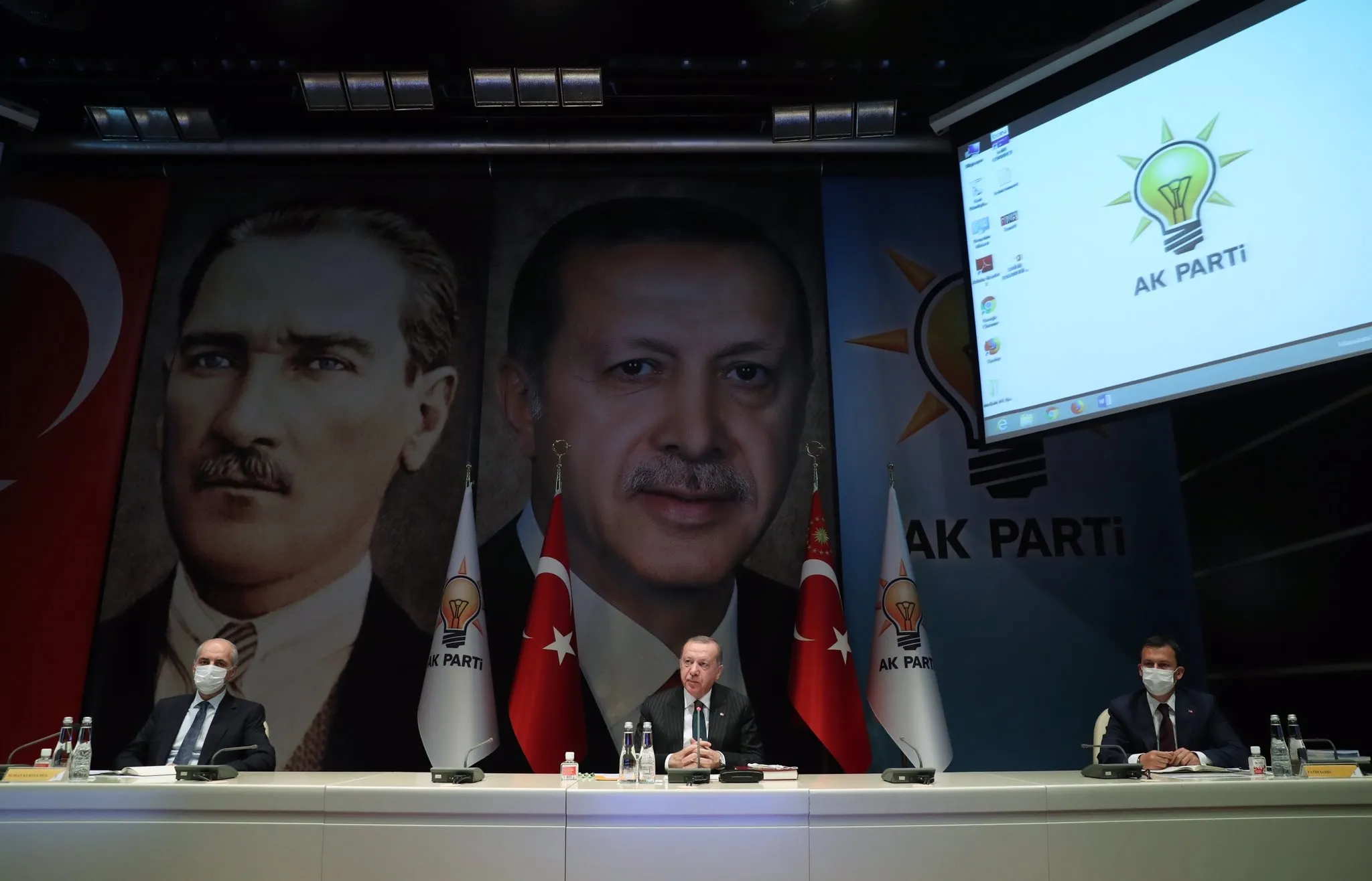 Son dakika: AK Parti MKYK Başkan Erdoğan başkanlığında toplandı