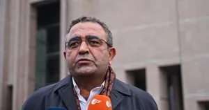 CHP’de isimler değişiyor terör sevgisi değişmiyor!