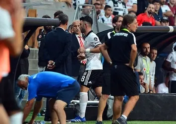 Tolgay Arslan'dan şok hareket!