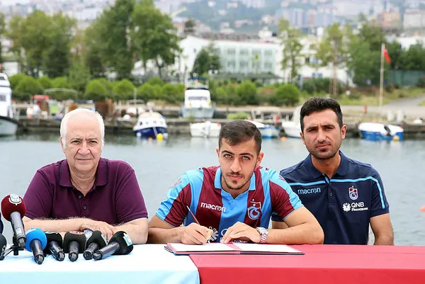 Trabzonspor, Seyedmajid Hosseini'yi renklerine bağladı - 1