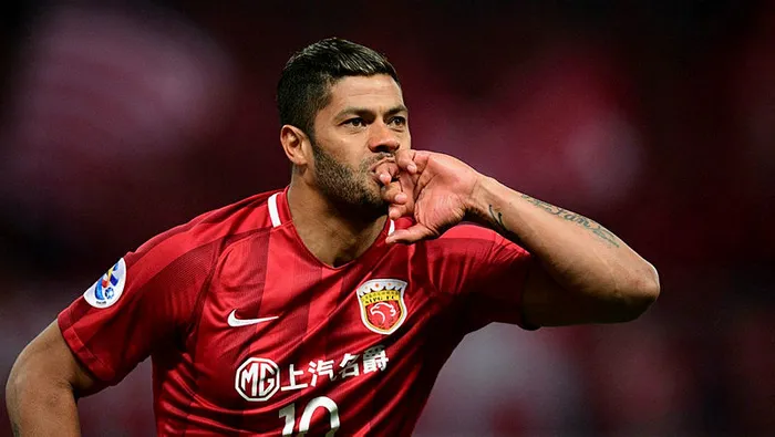 Galatasaray'ın ilgilendiği Brezilyalı forvet Hulk o iddiayı doğruladı - 2
