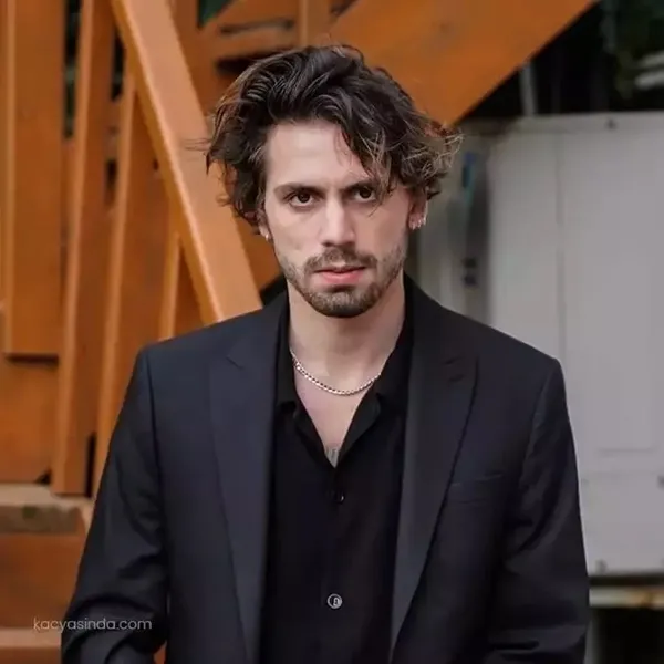 Yalı Çapkını Kaya kimdir, kaç yaşında, nereli? Tarık Emir Tekin hangi dizilerde oynadı?