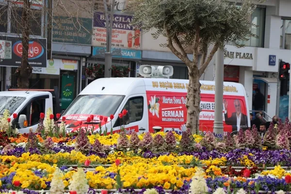 CHP Batman'da Demirtaş'ın sesiyle oy istiyor - 1