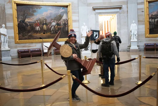 ABD’deki kongre baskınında başka ülkelerin parmağı mı var? FBI detaylı araştırma başlattı