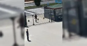 Okulda dehşet!