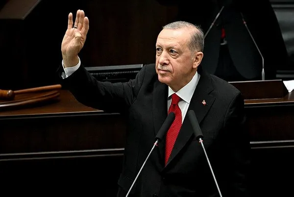 Başkan Erdoğan’dan yerel seçimin işaret fişeği: Yeniden İstanbul