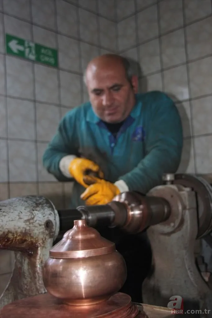 Unutulmaya yüz tutmuş meslek bakırcılık yeniden canlanmaya başladı 6