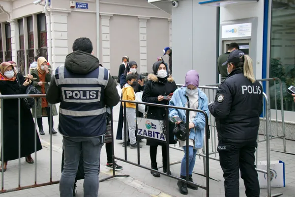 samsunda-vaka-sayisinin-neden-rekor-kirdigi-anlasildi-1616153162503.jpg Samsun'da vaka sayısının neden rekor kırdığı anlaşıldı! - 4