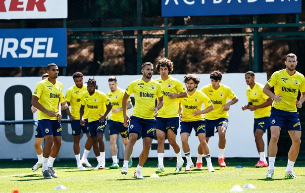 samsunspor-fenerbahce-canli-izle-21-agustos-samsunspor-fb-maci-anlik-kesintisiz-full-hd-4k-sifresiz-izleme-lin-1692637064771.jpg Samsunspor-FB maç sonucu | 21 Ağustos Samsunspor-Fenerbahçe maçı kaç kaç bitti? - 3