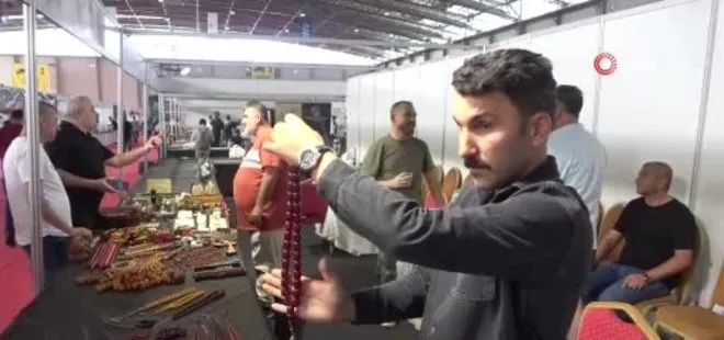Adana’da 50 bin dolarlık tespih görücüye çıktı