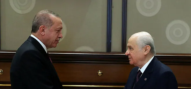 AK Parti’den önemli mesajlar