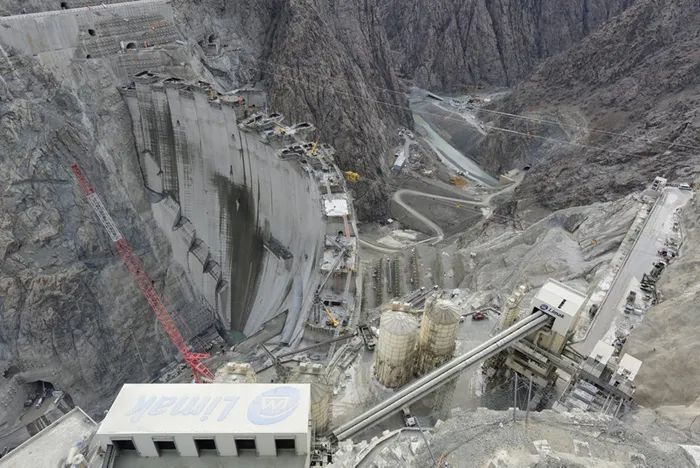 Tamamlandığında Türkiye’nin en büyüğü olacak! Yusufeli Barajı’nda son 10 metre