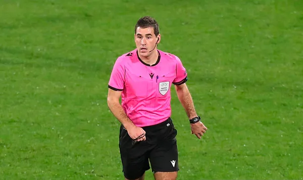 turk-takimlarinin-avrupa-kupalarindaki-maclarini-yonetecek-hakemler-aciklandi-1667298632086.jpg Türk takımlarının Avrupa kupalarındaki maçlarını yönetecek hakemler açıklandı! UEFA'dan geri adım Ivan Bebek'i değiştirdi - 4