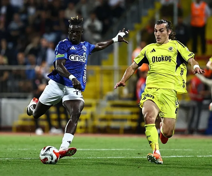 fenerbahce-kasimpasa-ile-berabere-kaldi-kanarya-2-haftada-4-puan-kaybetti-1758482019999.jpeg Fenerbahçe Kasımpaşa ile berabere kaldı! Kanarya 2 haftada 4 puan kaybetti