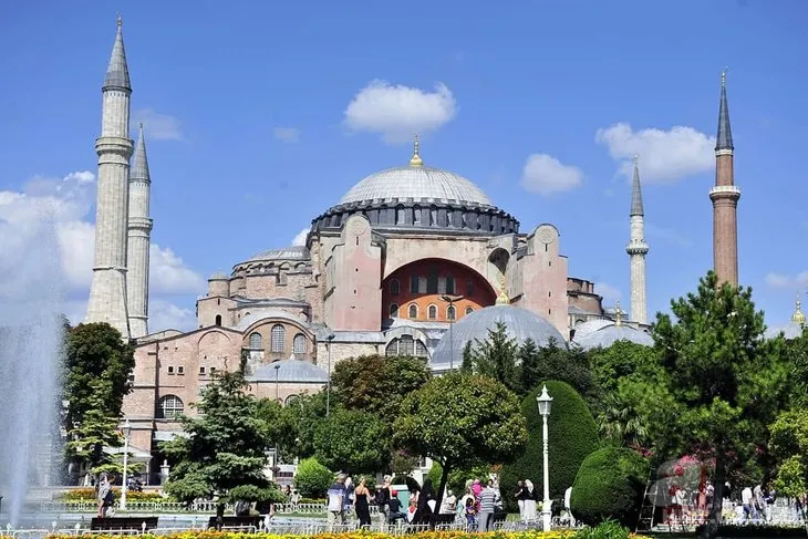 Yusuf Halaçoğlu’ndan çarpıcı Ayasofya açıklaması