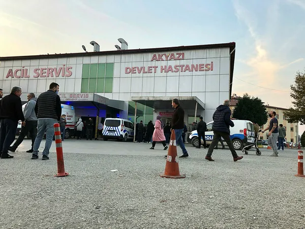 1636908583393.jpg 18 ayrı suçtan aranıyordu! Jandarma tarafından vuruldu! Sakarya'da hastanede ortalık karıştı - 3